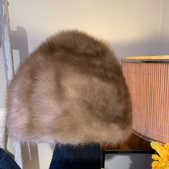 Vintage Accessories - Vintage genuine mink fur hat